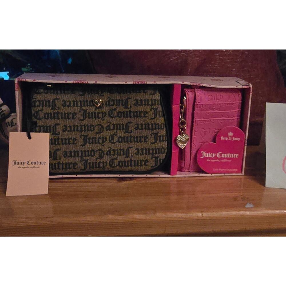 Juicy Couture Black Beige 2PC Wristlet with Strap & CC Holder NWT & Box